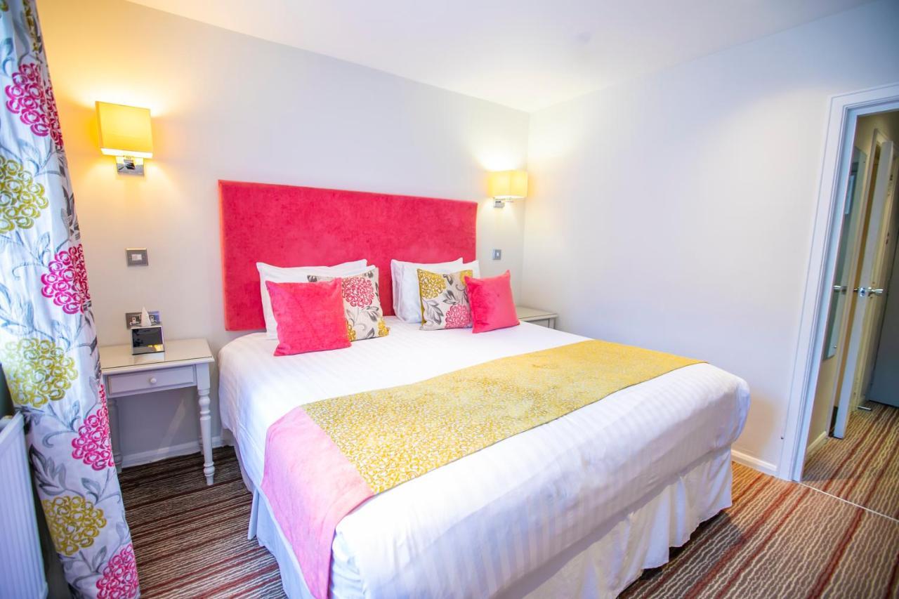 The Casa Hotel, Sure Hotel Collection By Best Western Yateley Exterior photo