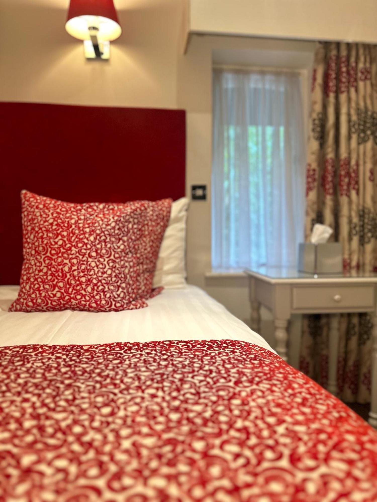 The Casa Hotel, Sure Hotel Collection By Best Western Yateley Exterior photo