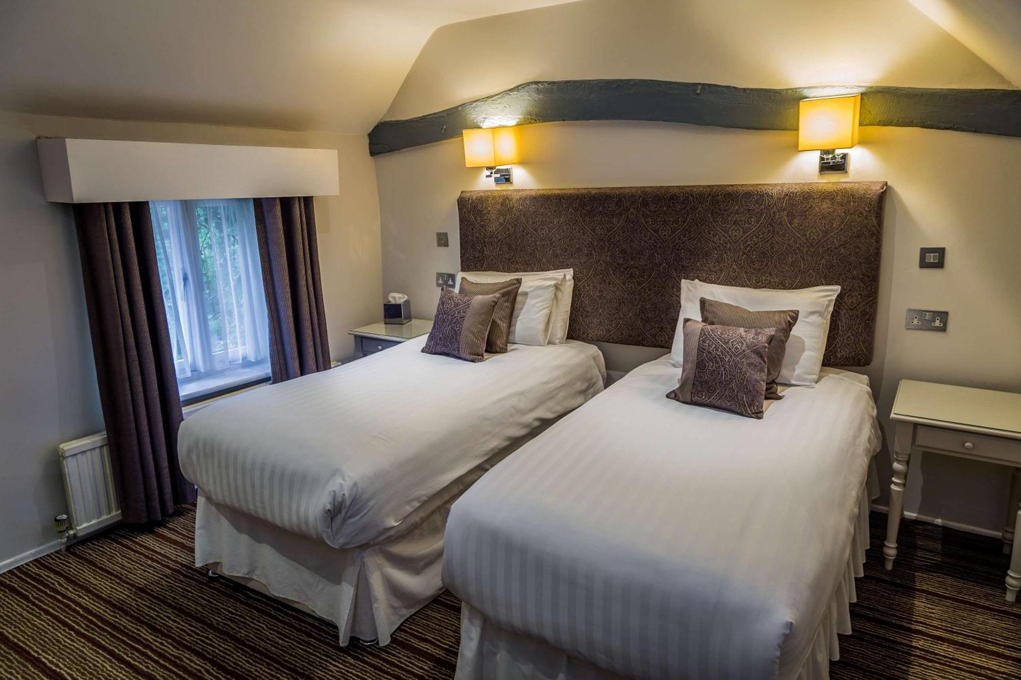 The Casa Hotel, Sure Hotel Collection By Best Western Yateley Exterior photo