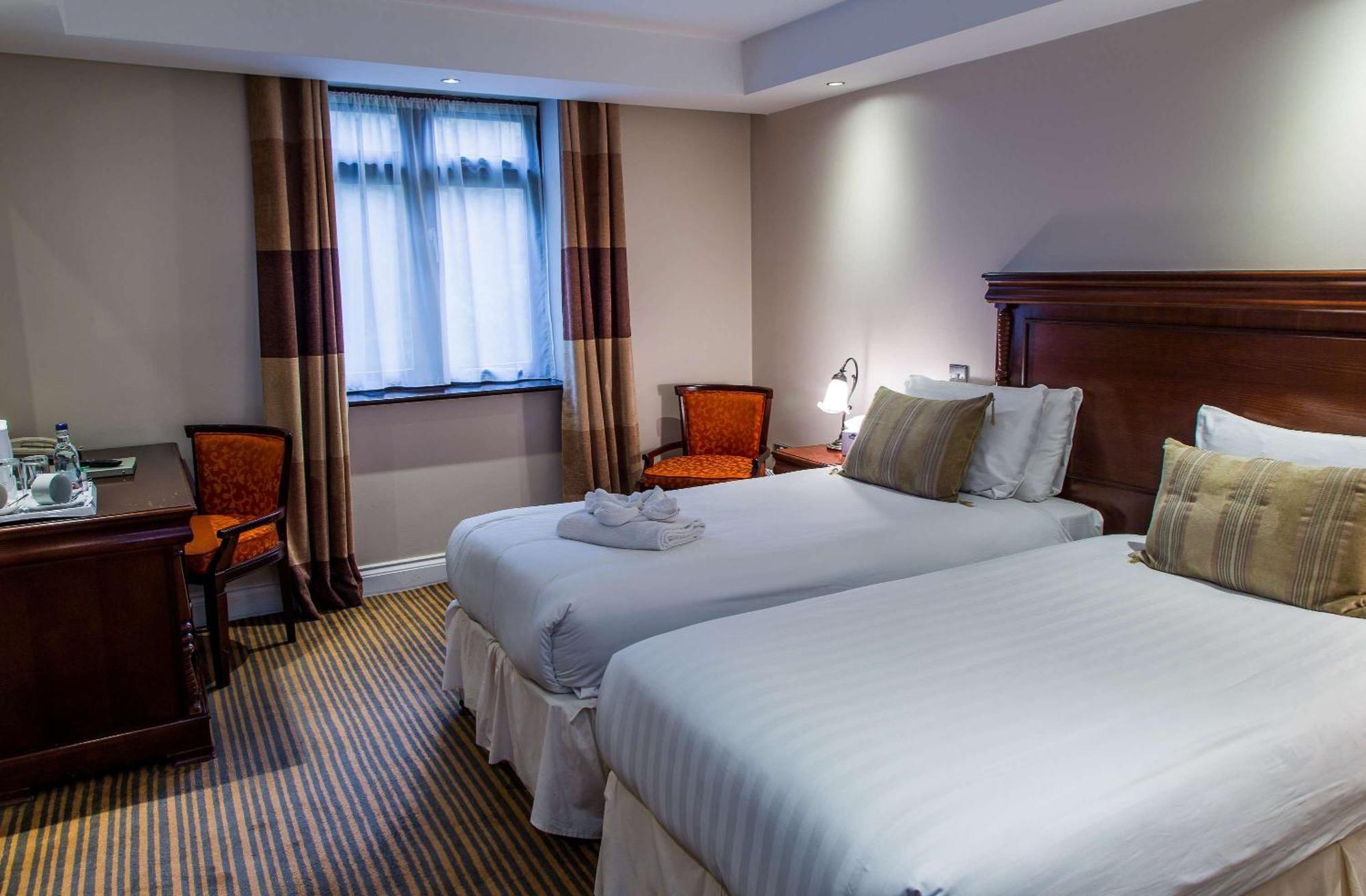 The Casa Hotel, Sure Hotel Collection By Best Western Yateley Exterior photo