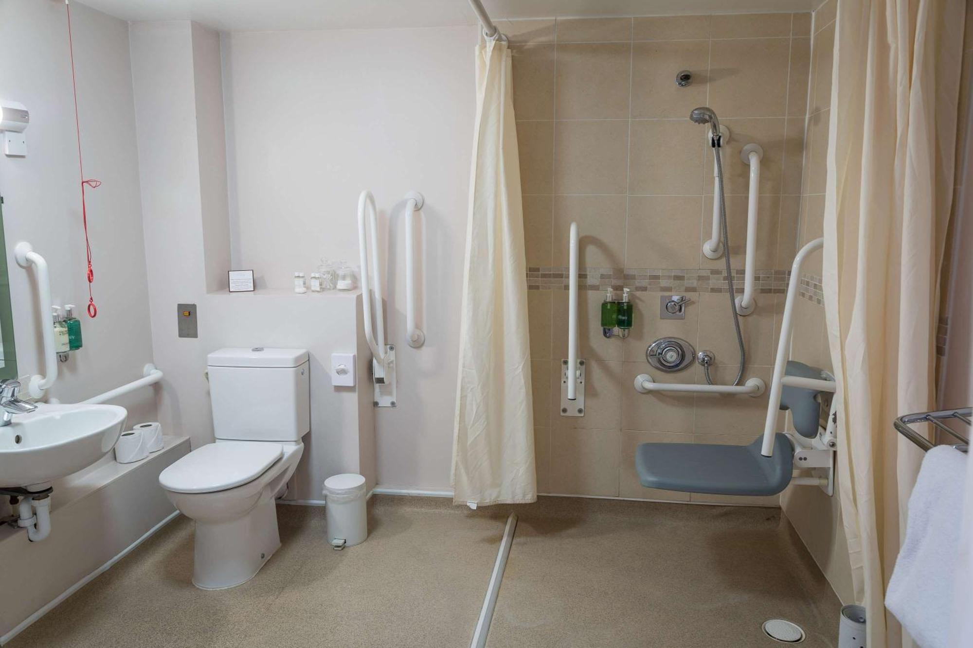 The Casa Hotel, Sure Hotel Collection By Best Western Yateley Exterior photo